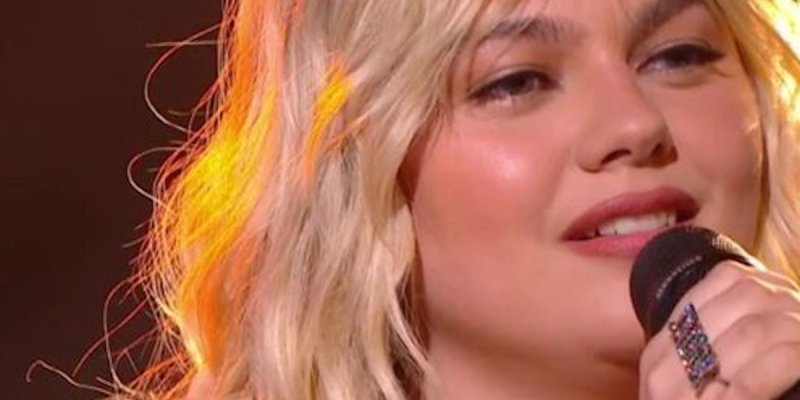 Louane émue aux larmes, bouleversante confidence sur Florian, le père de sa fille