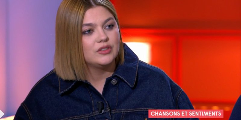 Louane invitée de C à Vous - Le Geste touchant de sa fille qui l'émeut aux larmes