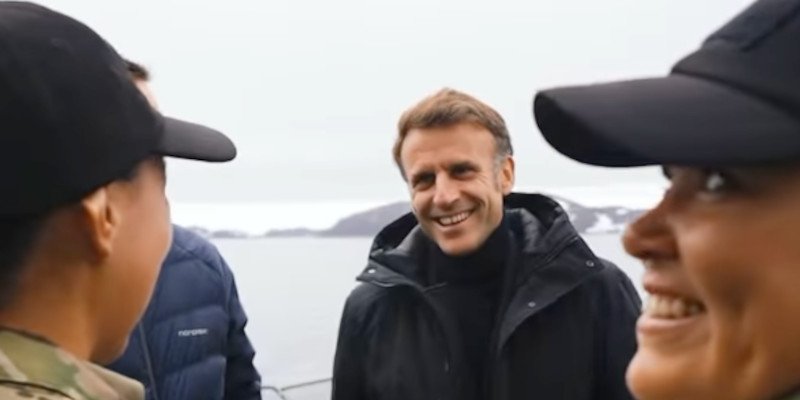 Macron au Canada sans Brigitte : La vérité sur son absence !