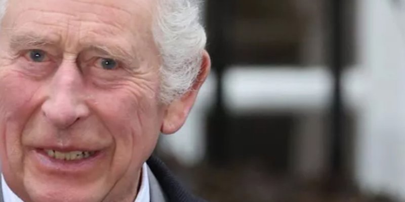 Harry et Meghan Markle au chevet de Charles III après l'annonce du cancer, un signe inquiétant (vidéo)