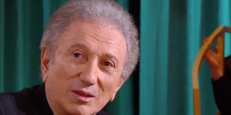 Michel Drucker : Le geste incroyable d'Alain Delon l'a marqué à vie !