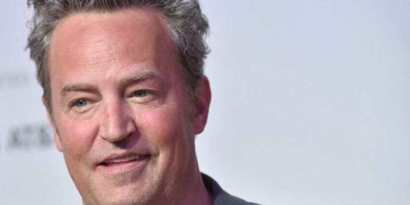 George Clooney se confie sur les tristes souvenirs de Matthew Perry pendant le tournage de Friends