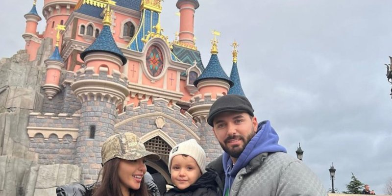 Nabilla Benattia et Thomas Vergara, famille en danger - Une grosse bourde à Disney