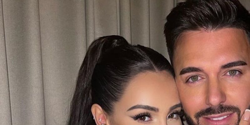 Nabilla et Thomas Vergara, neuf ans d'amour à Paris, Booba « s'invite » aux festivités