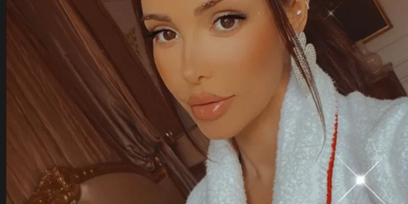 Nabilla Benattia : Une idylle secrète avec Yann M'Vila ?