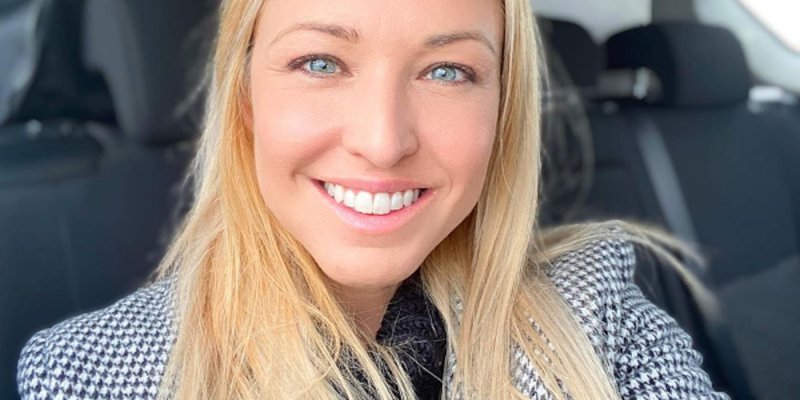 Danse avec les Stars, Natasha St-Pier renvoie Inès Reg dans ses cordes, Valérie Trierweiler mêlée à la brouille 
