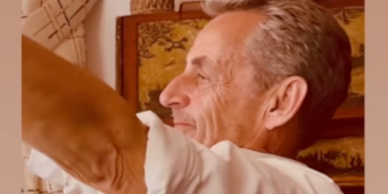 Nicolas Sarkozy et Carla Bruni exultent pour le PSG