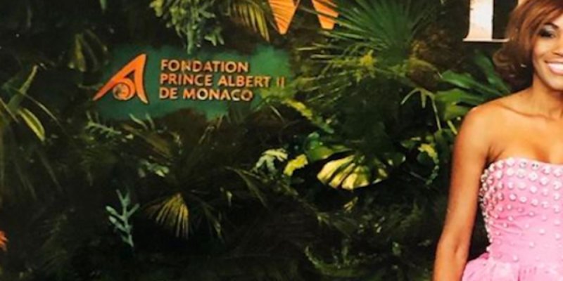 Nicole Coste - La beauté de l'ex d'Albert de Monaco enflamme les réseaux sociaux : une épine dans le pied de Charlène de Monaco (photo)