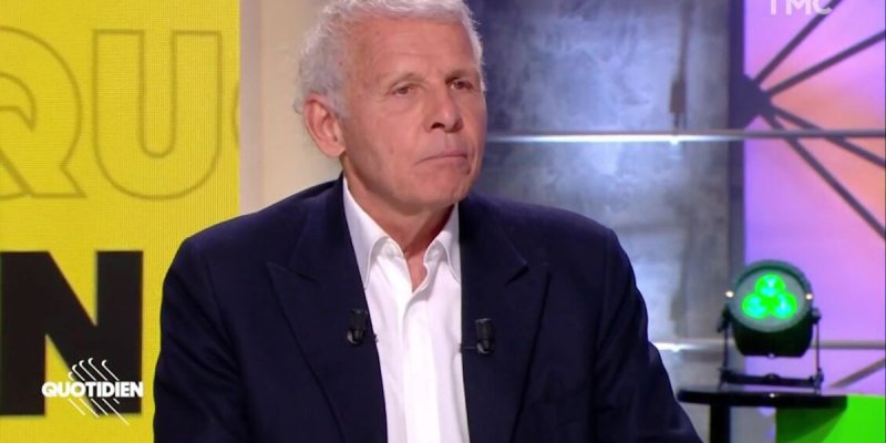 Obsèques de Frédéric Mitterrand : la vive réaction des invités à l'arrivée de Patrick Poivre d'Arvor