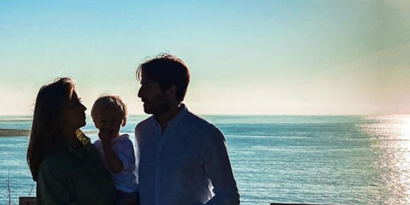 Ophélie Meunier, son accouchement approche, ses rondeurs affichées à Arcachon (photo)