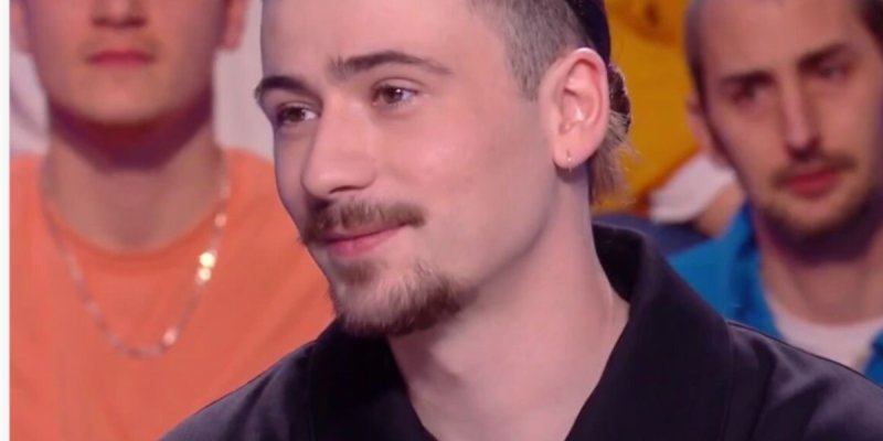 « Qui est-ce déjà ? » : Pascal Légitimus ne reconnaît pas Pierre Garnier dans Les enfants de la télé