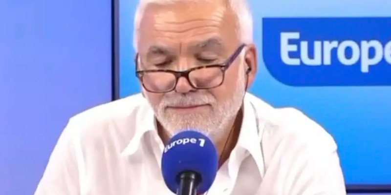 Pascal Praud : dérapage homophobe contre Macron en plein direct