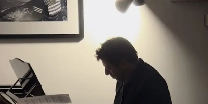 Patrick Bruel malaise avec Amanda Sthers, son ex, ce coup bas contre PPDA tourmenté