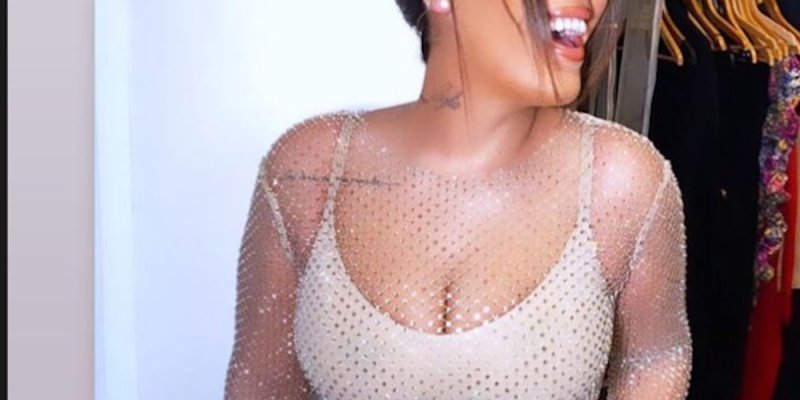 Amel Bent brisée par une attaque gratuite, réplique cash