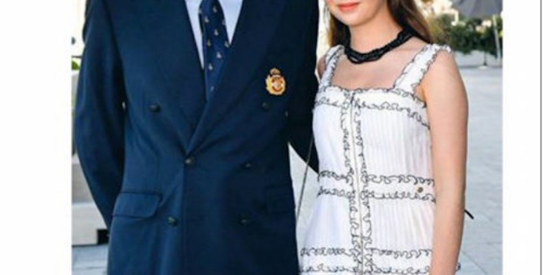 Andrea Casiraghi et Alexandra de Hanovre au Yacht Club de Monaco, mobilisation générale en l'absence de Charlène