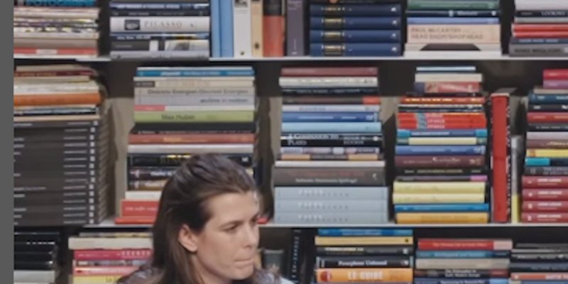 Charlotte Casiraghi enceinte et rayonnante : les indices à l'événement de Chanel ne laissent aucun doute (vidéo)