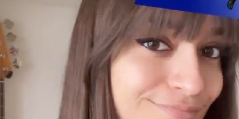 Clara Luciani « officialise » avec Alex Kapranos, son curieux clin d'œil