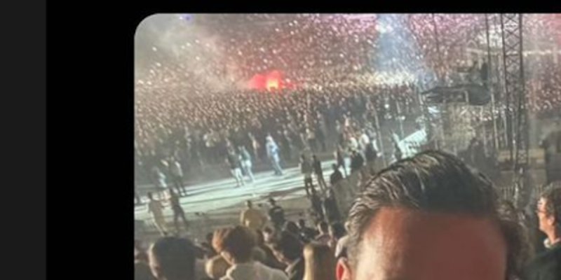 Cyril Hanouna au concert de Booba au stade de France, son pied de nez à Magali Berdah (photo)