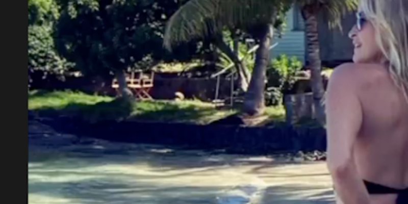 Estelle Lefébure « complexée » à Saint-Barth, son étonnante réaction