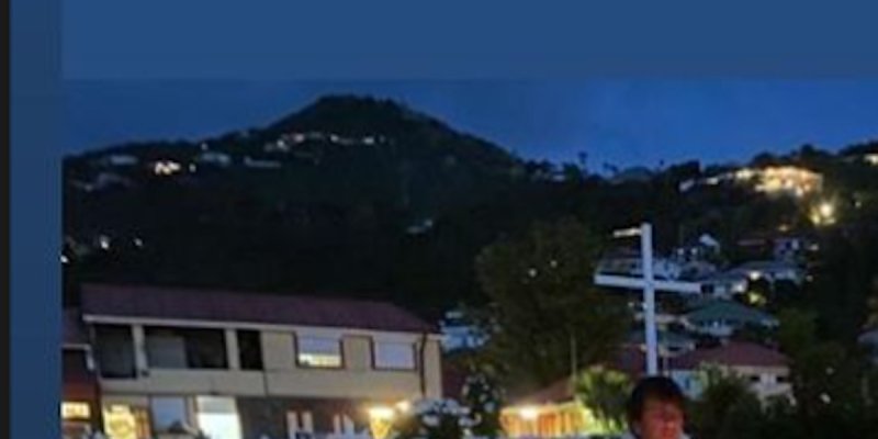 Jalil Lespert et Laeticia Hallyday, bénédiction pour leur mariage à St-Barth, la photo qui révèle tout