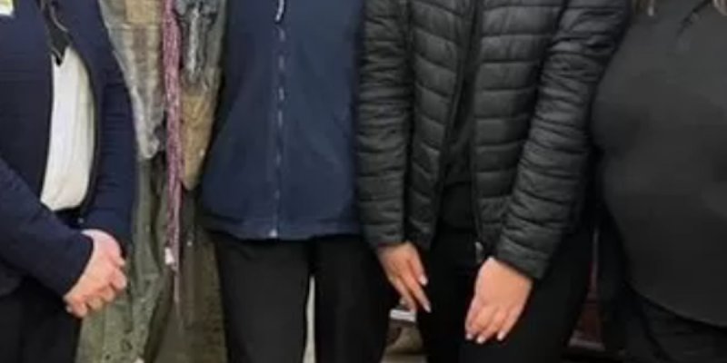 Johnny Depp fait sensation à Lincolnshire, en hélicoptère pour une virée shopping (photo)