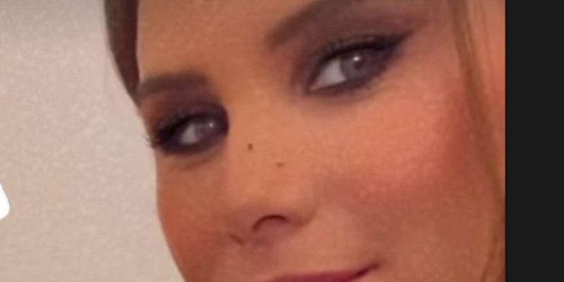 Karine Ferri surprend par sa grossesse avancée - Son « bébé » avec Patrick Fiori (photo)