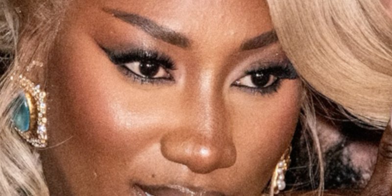 Pourquoi Booba ne supporte pas Aya Nakamura ?