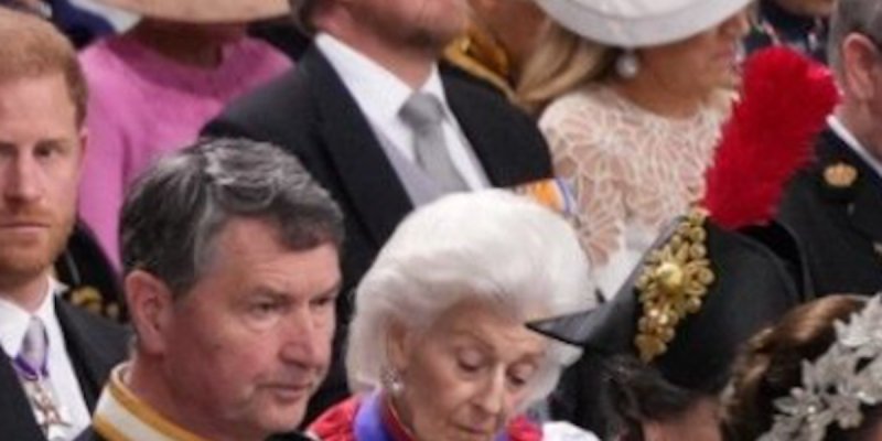 Prince Harry et William - Le regard qui en dit long : la tension palpable entre les frères (photo)