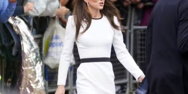 Prince William - « sa maitresse » Rose Hanbury provoque Kate Middleton au sacre de Charles, une robe rare sème la discorde