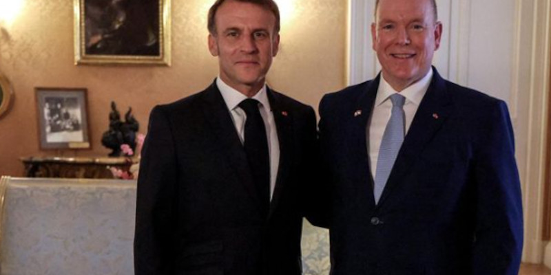 Quand Albert de Monaco voit rouge face aux Macron !