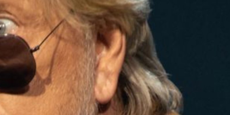 Renaud répond à ses détracteurs après la fuite de vidéos de ses concerts, ses secrets révélés