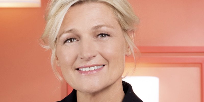 Les « rires intempestifs » d'Anne-Elisabeth Lemoine font polémique