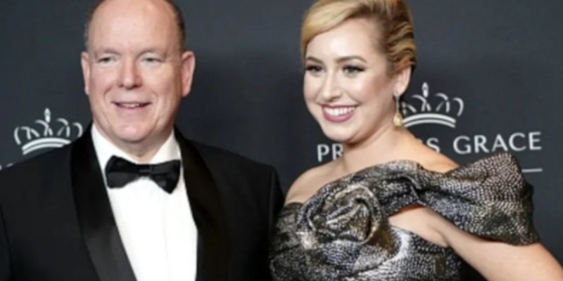 Sans Charlène, Albert de Monaco fait sensation avec sa fille Jazmin aux Princess Grace Awards