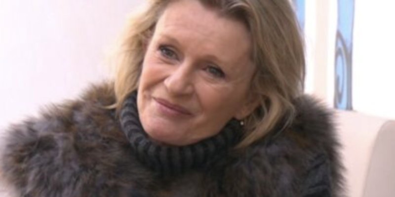 Sophie Davant en larmes : son message fort à sa mère disparue