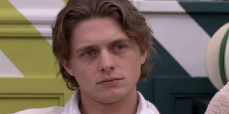 Star Academy 2024 : la distance met le couple d'Ulysse à rude épreuve