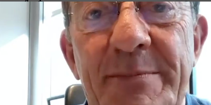 Stéphane Guillon surprend avec son hommage à Jean-Pierre Pernaut