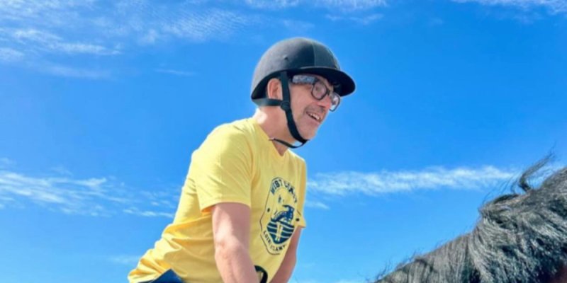 Stéphane Plaza victime d'un cambriolage insolite : cet accessoire de luxe dérobé