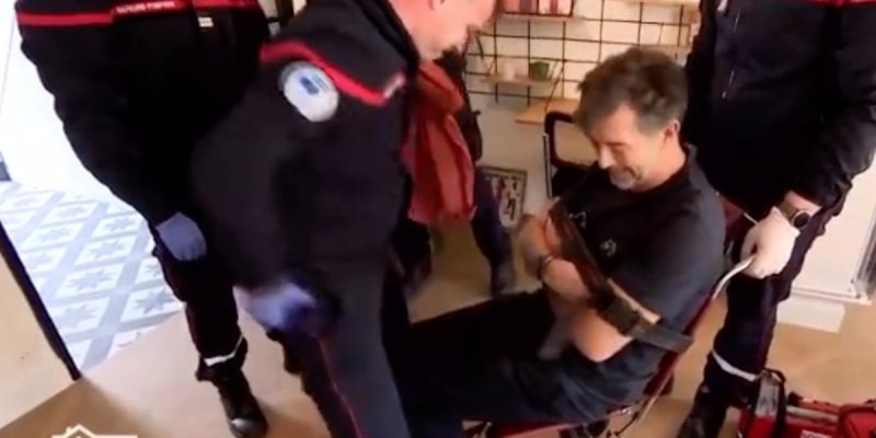 Stéphane Plaza secoué par un accident dans « Maison à Vendre », les pompiers interviennent (vidéo)
