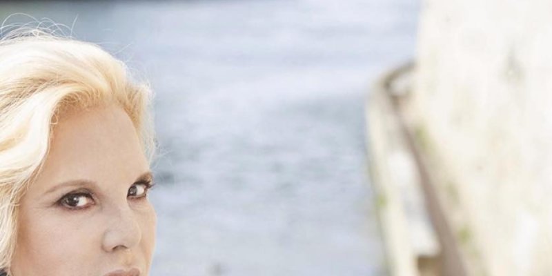 Sylvie Vartan harcelée - Lien avec le divorce de David Hallyday (photo)