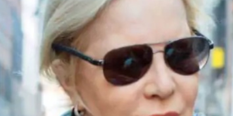 Sylvie Vartan : son compagnon souffre d'un cancer