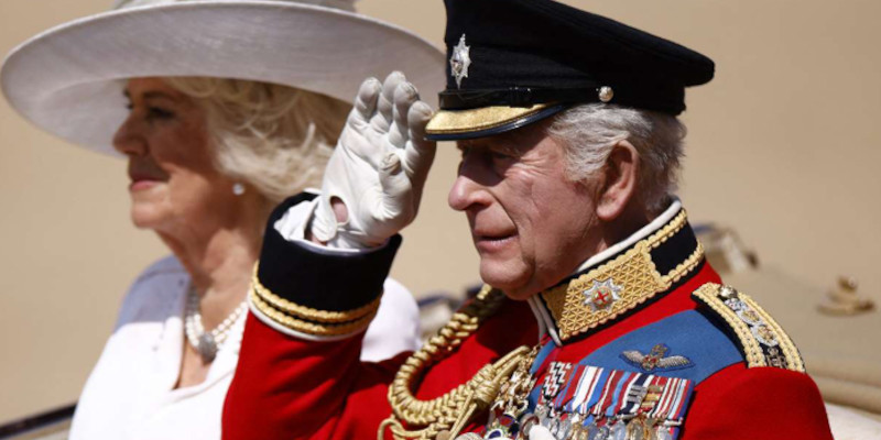 Trooping the Colour : Charles parle enfin de Harry !