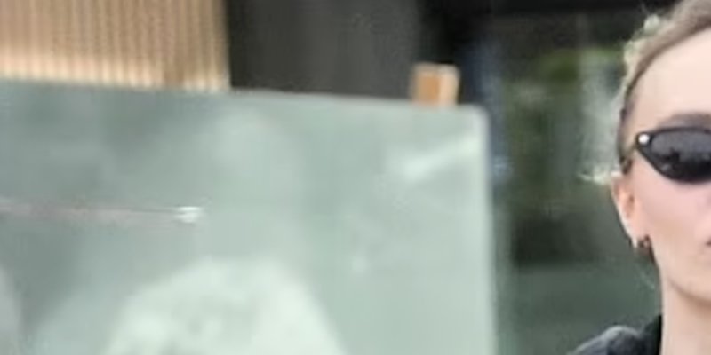Vanessa Paradis et Lily-Rose Depp - « écrabouillées » par une méchante attaque à L.A