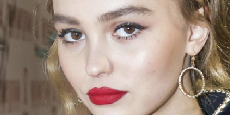 Vanessa Paradis fête Noël avec Lily-Rose Depp et 070 Shake à Paris