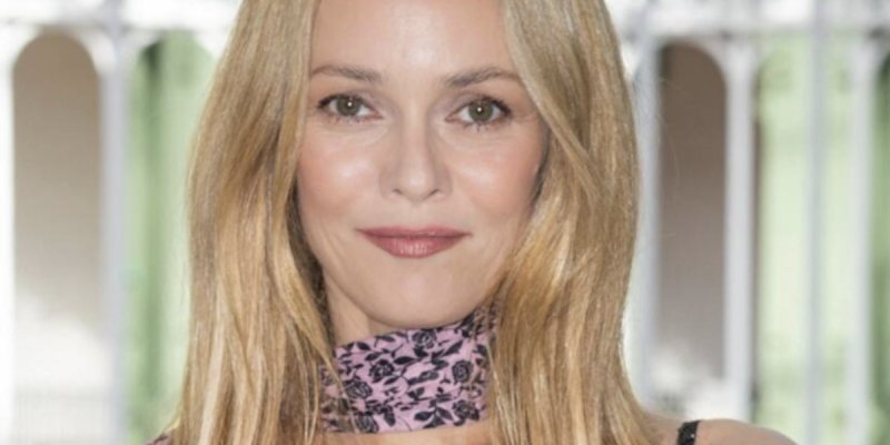 Vanessa Paradis rajeunie au défilé Chanel lors de la Fashion Week