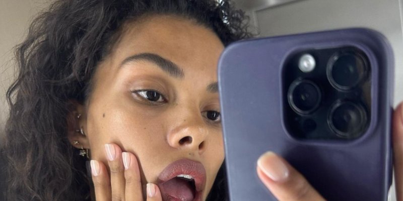 Vincent Cassel sur la touche : Tina Kunakey s'épanouit avec deux prétendants, son message dévoilé !