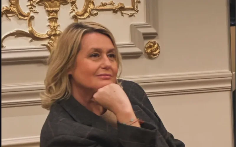 À Rome, Luana Belmondo règle ses comptes Paul avec élégance