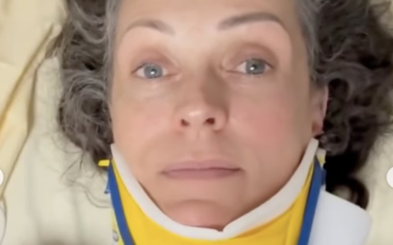 Grosse frayeur ! Adeline Blondieau victime d'un accident de voiture sous la pluie