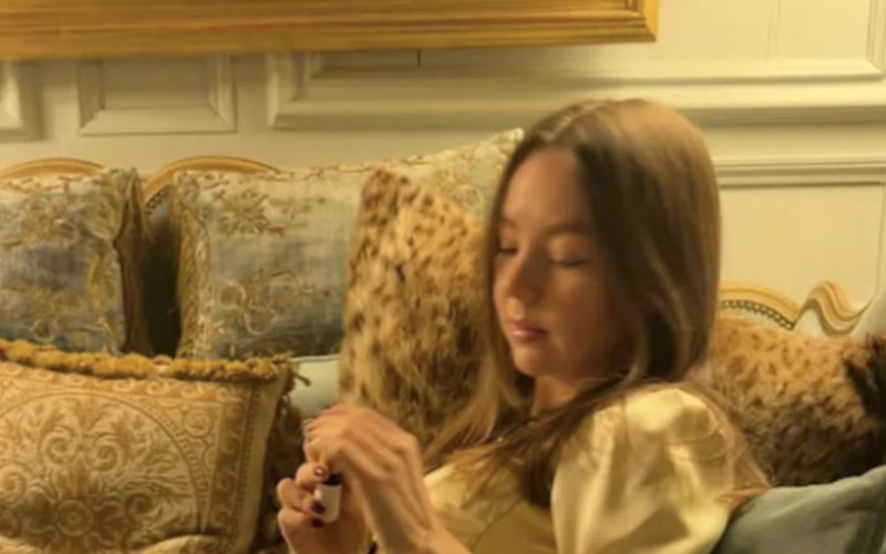 Alexandra de Hanovre brise les codes de discrétion de Caroline