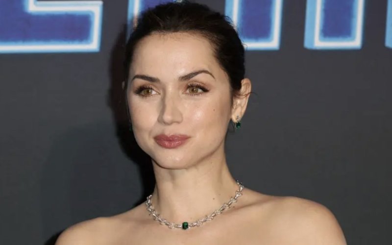  Ana de Armas a largué Tom Cruise car elle se sentait « étouffée »