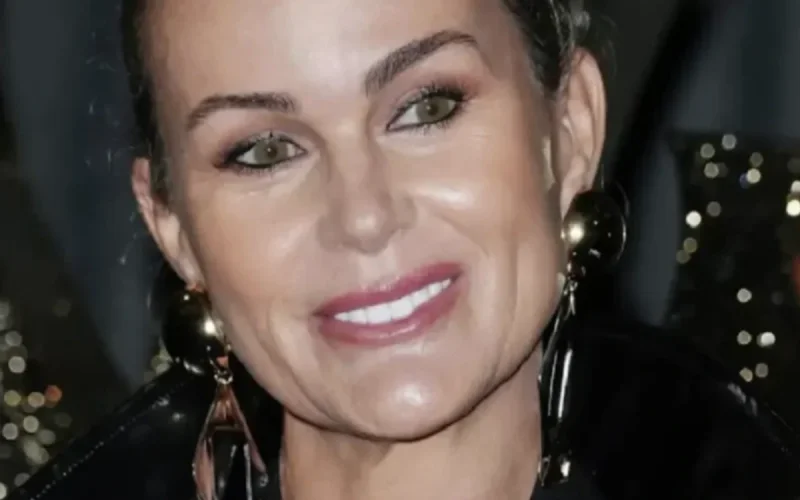 Célibataire, Laeticia Hallyday convoque sa « garde rapprochée » à Saint-Barth